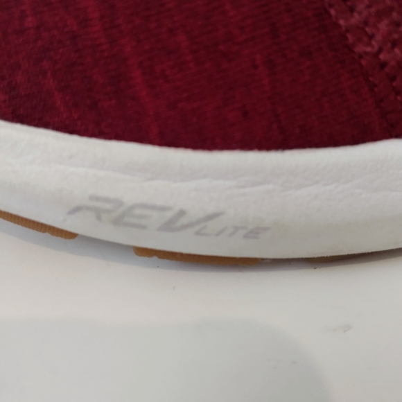 New Balance Maroon REVlite Memory Fabric Sneaker 8 - Picture 8 of 10